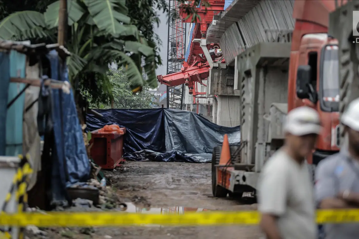 Dua Orang Tewas Akibat Crane Ambruk di Lokasi Proyek di Jatinegara