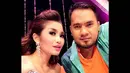 Saipul Jamil juga pernah memiliki kedekatan dengan Fitri Carlina. Namun, kisah manis mereka kandas dan memilih untuk bersahabat. (instagram.com/fitricarlina)