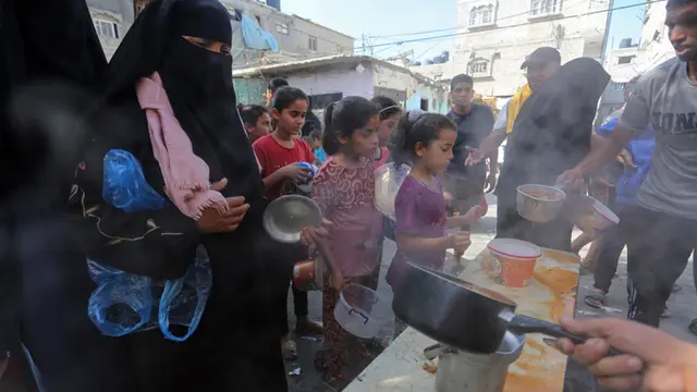 Distribusi Makanan Warga Gaza Palestina