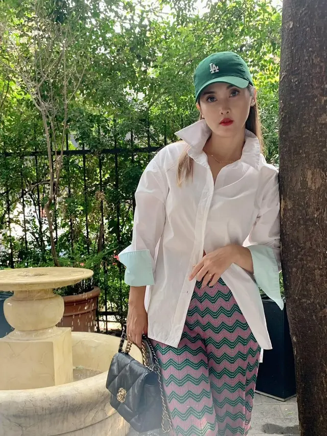 [Fimela] Potret cantik Eva Anindita