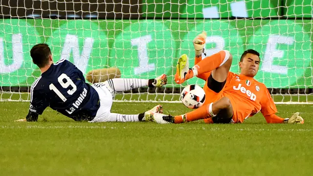 Foto: Mengenal Emil Audero, Kiper Berdarah Indonesia yang Kini Berseragam Inter Milan