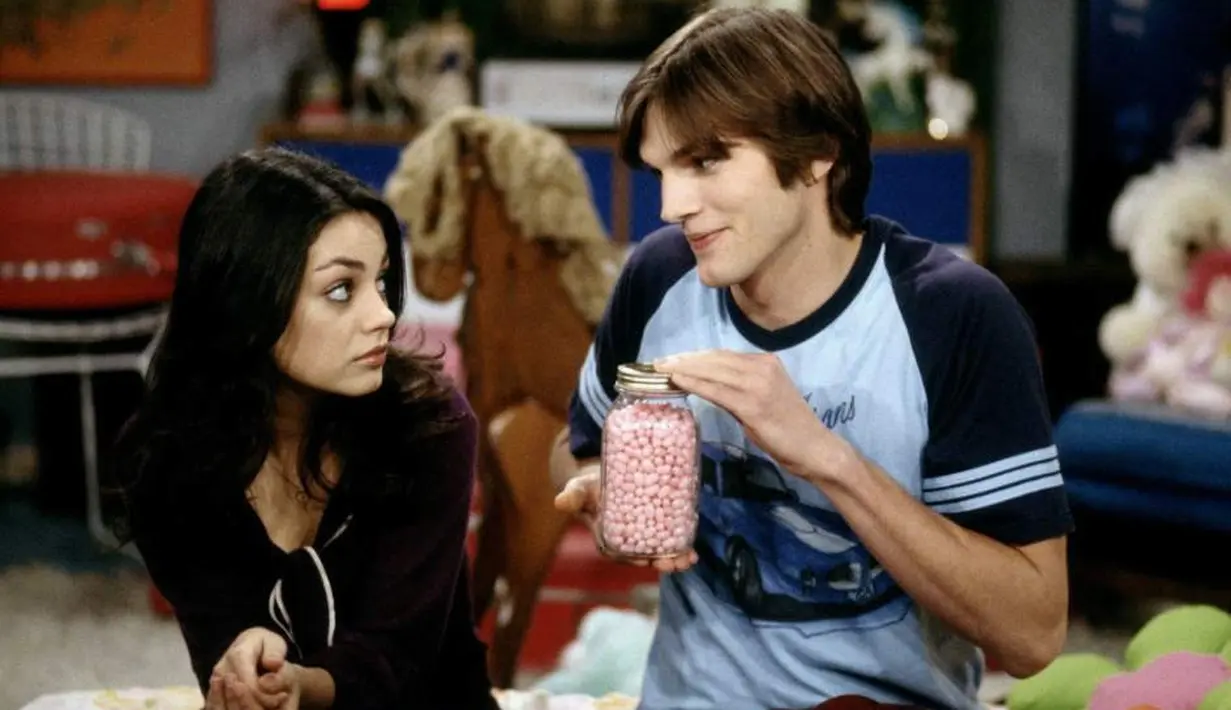 Hmm.. siapa yang tahu bahwa kalau kenalan lama ternyata bisa menjadi jodoh di masa depan seperti Ashton Kutcher dan Mila Kunis, ya? (20minutos.es)