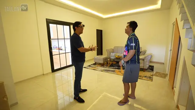 Rumah Mewah Baru Dustin Tiffany
