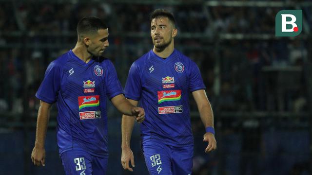 Elias Alderete dan Jonathan Bauman