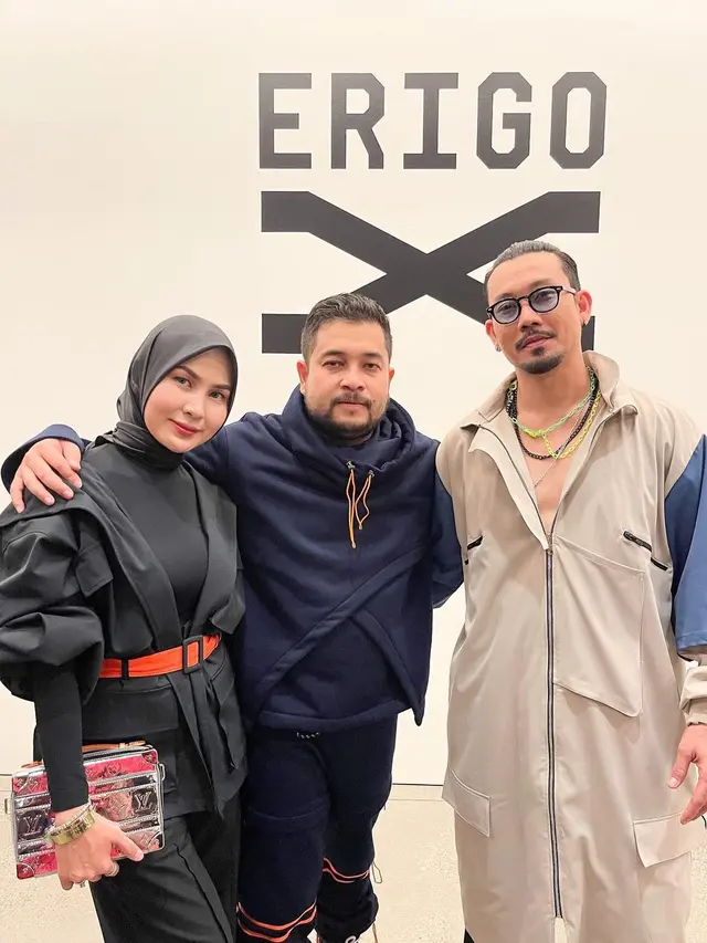 Gaya 10 Artis Tanah Air di New York Fashion Week, Memesona