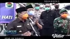 RSUD Bangil, Kabupaten Pasuruan, mendapat penghargaan dari Forkopimda atas kerja kerasnya dalam menangani Covid-19 atau yang biasa disebut corona. Dalam menerima penghargaan tersebut, RSUD Bangil diwakili dr.Budi Santoso Sp.PD, selaku ketua tim penan...