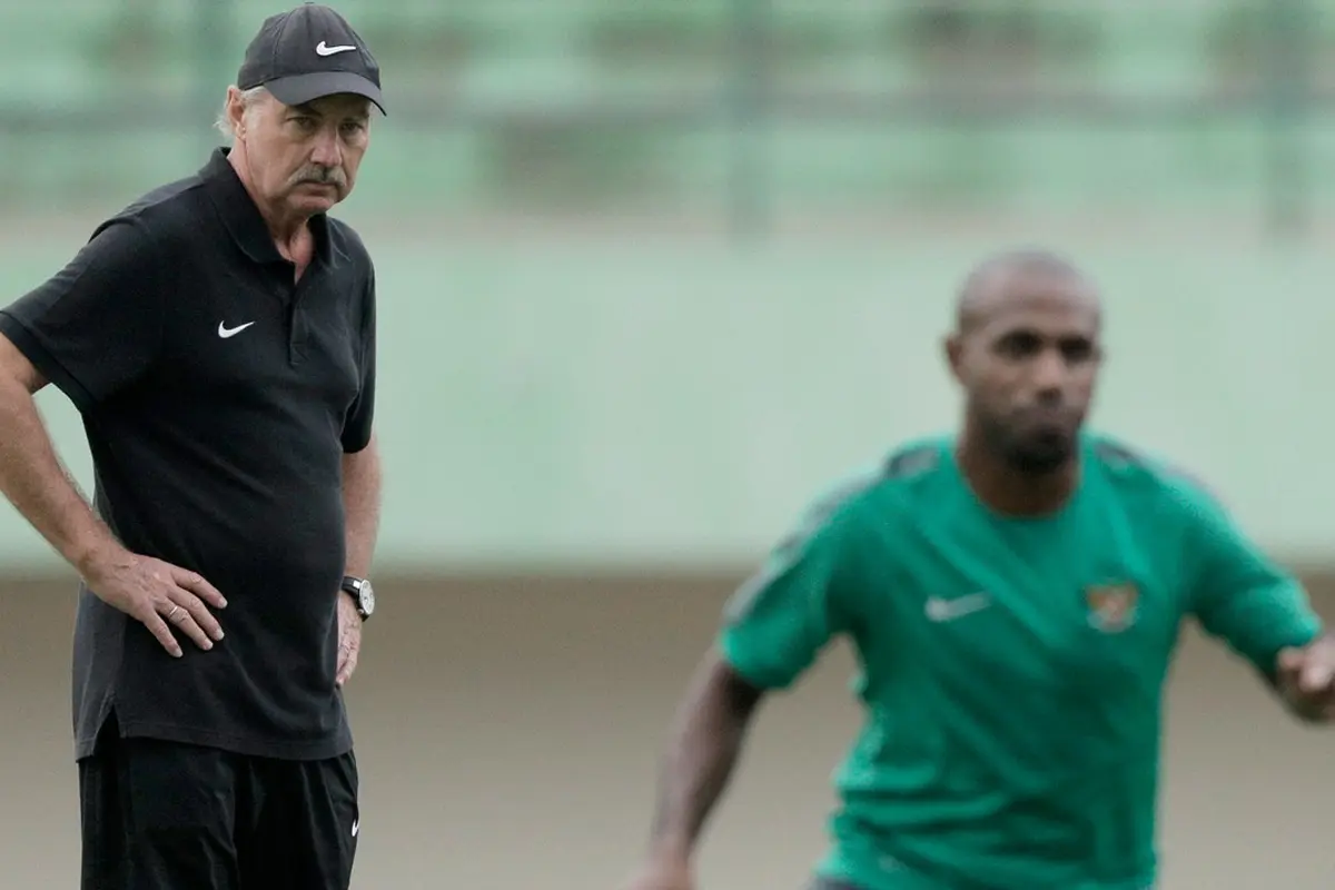 Alfred Riedl