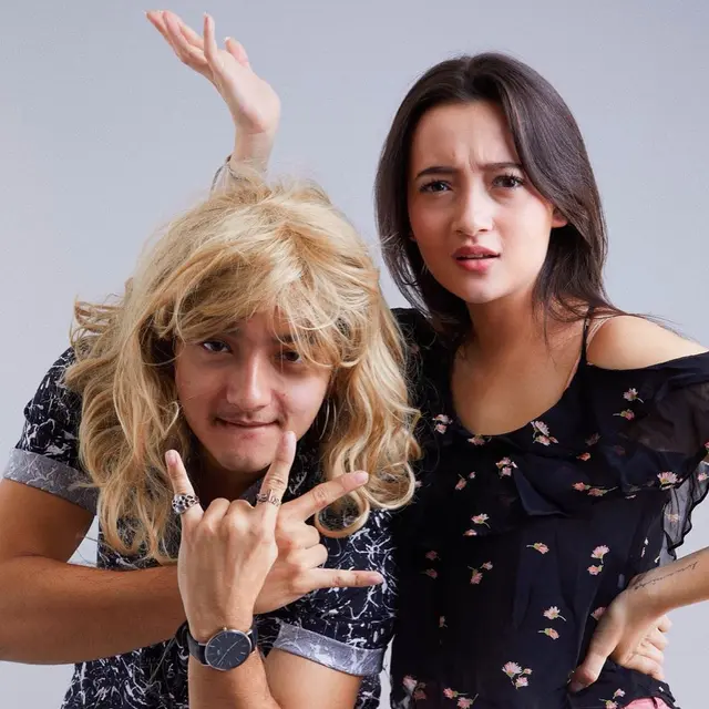 6 Potret Aksi Kocak Bryan dan Megan Domani, Sama-Sama Jahil