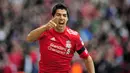 3. Luis Suarez - Suarez berhasil menorehkan quattrick bersama Liverpool di Premier League pada laga kontra Norwich City di Desember 2013. Luis Suarez mencetak empat gol pada menit ke-15, 29', 35', dan 74'. (AFP/Glyn Kirk)