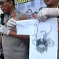 Polisi menunjukkan gambar NF (15), remaja yang bunuh bocah di Jakarta Pusat. (Liputan6.com/Yopi Makdori)