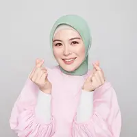 Gaya hijab Ayana Moon. Sumber foto: Instagram.