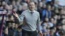 Pelatih Stoke City, Paul Lambert lahir di Glasgow 7 Agustus 1969 dan melakukan debut di Premier League pada 13 August 2011. (AFP/Ian Kington)