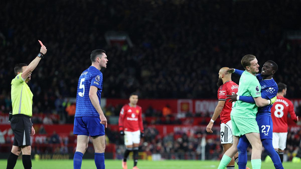 Man Utd vs Everton: Pil Pahit di Old Trafford