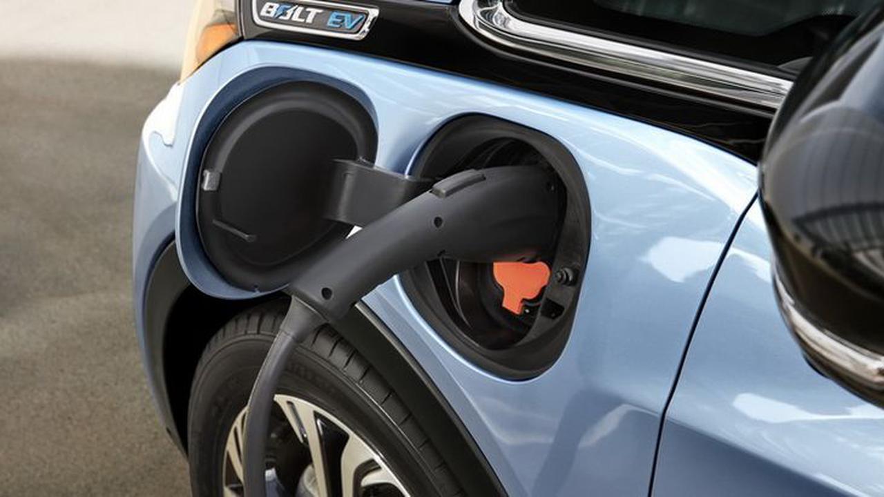 Pemerintah Jerman Gratiskan Pajak Mobil Listrik, Ada Apa?