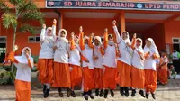 Suasana ceria murid SD Juara Semarang (foto : Liputan6.com / Edhie Prayitno Ige)