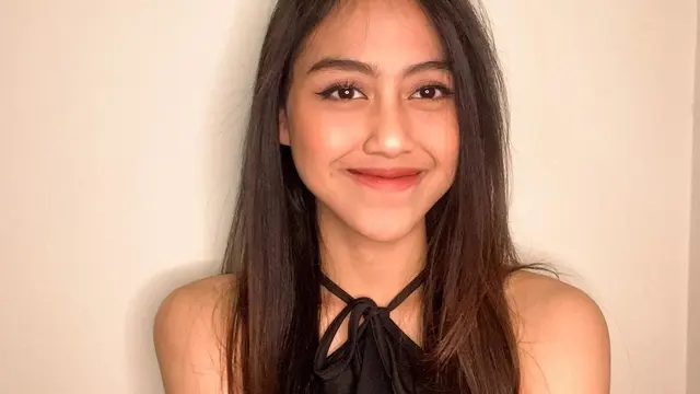 6 Potret Sisca JKT48, Idol Bersuara Merdu yang Punya Kulit Eksotis