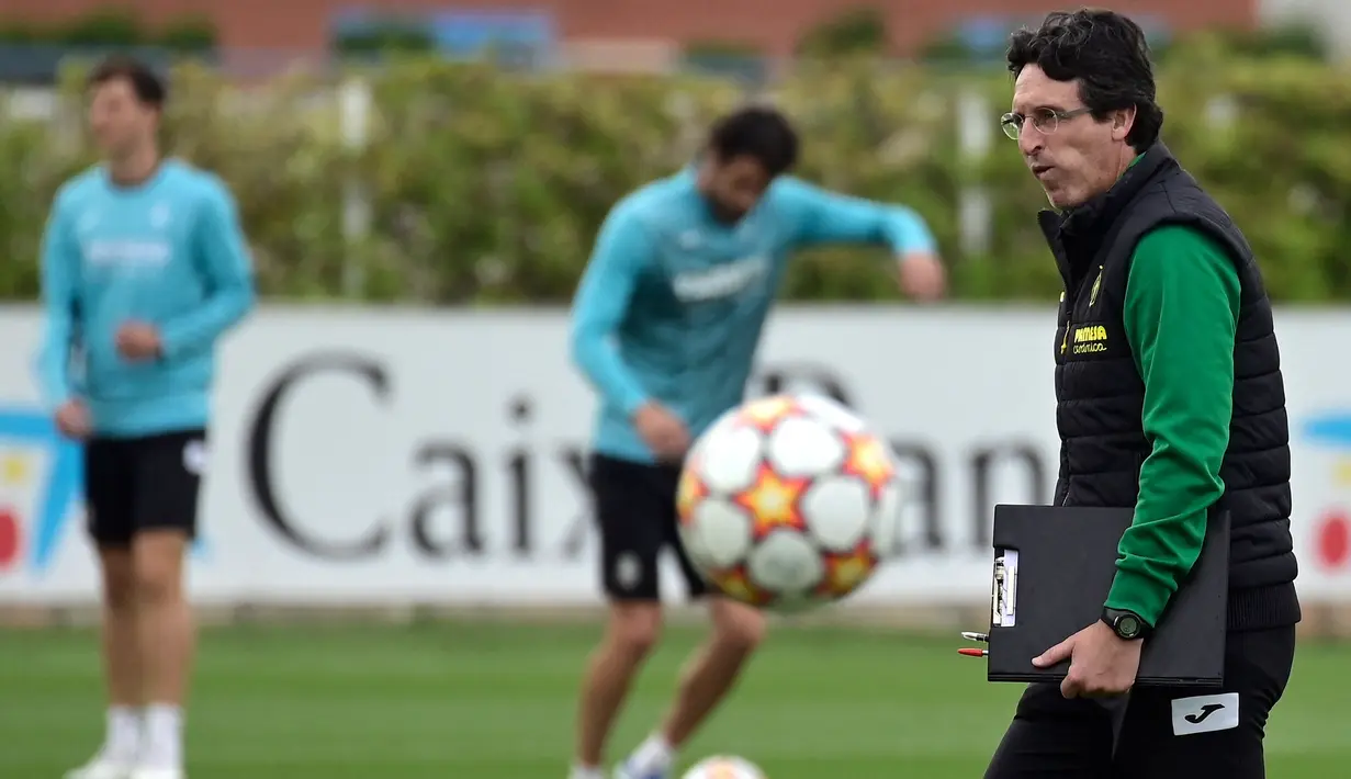 <p>Namun Villarreal bisa berharap pada tuah La Ceramica. Mereka tidak terkalahkan di 12 laga kandang terakhir mereka, sehingga Unai Emery berharap timnya bisa membuat keajaiban di laga ini. (AFP/Jose Jordan)</p>
