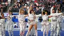 Lalisa Manobal atau dikenal sebagai Lisa berhasil mencuri perhatian dalam upacara pembukaan Piala Dunia 2026 yang berlangsung di Amerika Serikat. (AFP/Getty Images/Stu Forster)