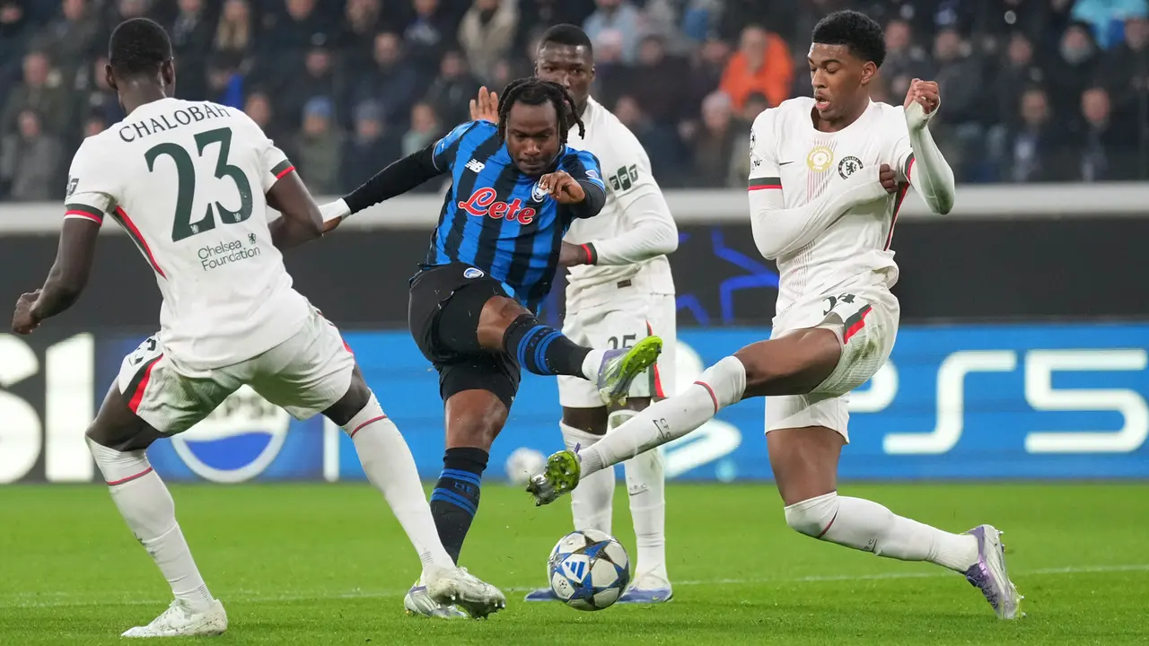 Foto: Wajah Kusut Skuad Chelsea Setelah Kena Comeback Atalanta di Liga Champions