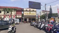 Kantor Polres Metro Depok, Jalan Raya Margonda, Kota Depok. (Liputan6.com/Dicky Agung Prihanto)