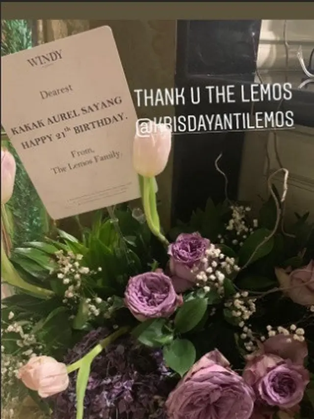 Dapat Kado Mobil Mewah, Begini Suasana Ulang Tahun Aurel Ke 21