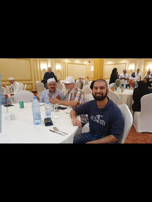 Jemaah haji dari seluruh dunia melakukan thawaf di Kakbah, Makkah. Foto: Bahauddin/MCH