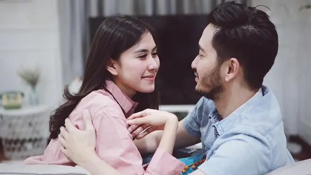 [Bintang] Syahnaz Sadiqah dan Jeje Govinda