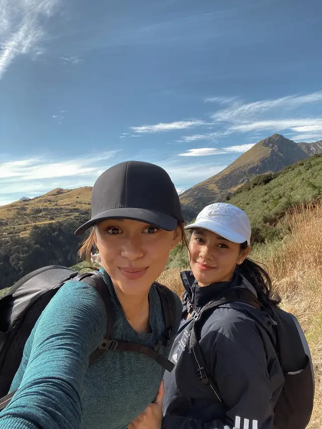 Naysilla Mirdad dan Nana Mirdad