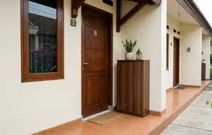 7 Desain Teras Rumah Kontrakan Petak yang Rapi dan Tidak Sempit
