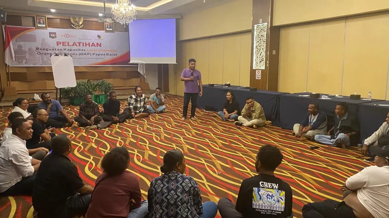 Kemendagri Bersama Stafsus Presiden Latih Ratusan Talenta Muda Papua