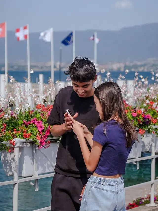 Darius Sinathrya dan keluarga ke Eropa (Instagram/darius_sinathrya)