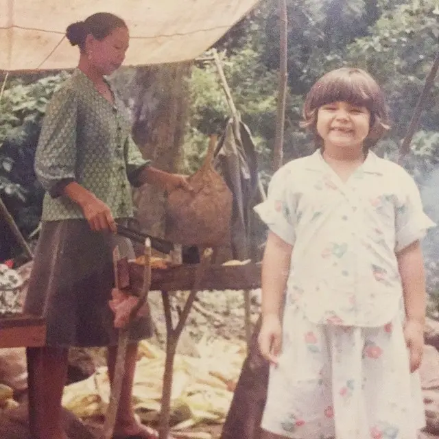 Blasteran Brasil-Indonesia, Ini 6 Potret Transformasi Dewi Sandra dari Kecil hingga Kini