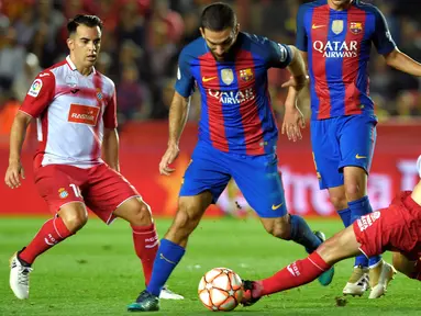 Barcelona gagal meraih trofi Piala Super Catalunya usai takluk dari Espanyol dengan skor 0-1, di Estadio Nou Tarragona, Rabu (26/10/2016) dini hari WIB. (AFP/Lluis Gene)