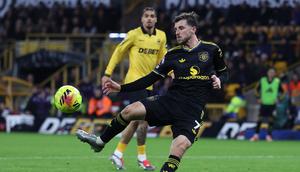 Gelandang MU, Mason Mount pada laga kontra Wolves di Liuga Inggris 2025/2026. (Darren Staples / AFP)