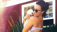 Hapus Tato Vagina, Demi Lovato Ganti Bunga Mawar