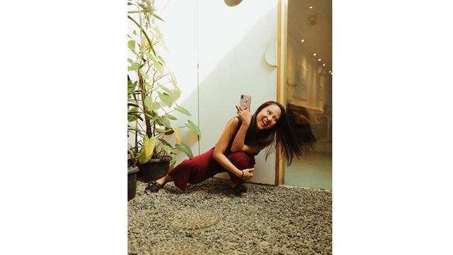 Jarang Terekspose, Ini 6 Potret Farah Azizah Cucu BJ Habibie yang Cantik Memesona