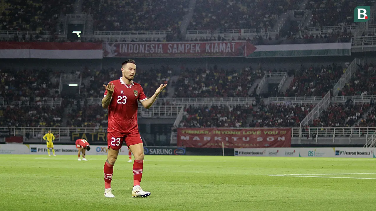 Foto: Ketika Pemain Timnas Indonesia Kesulitan Menembus Pertahanan Palestina di FIFA Matchday