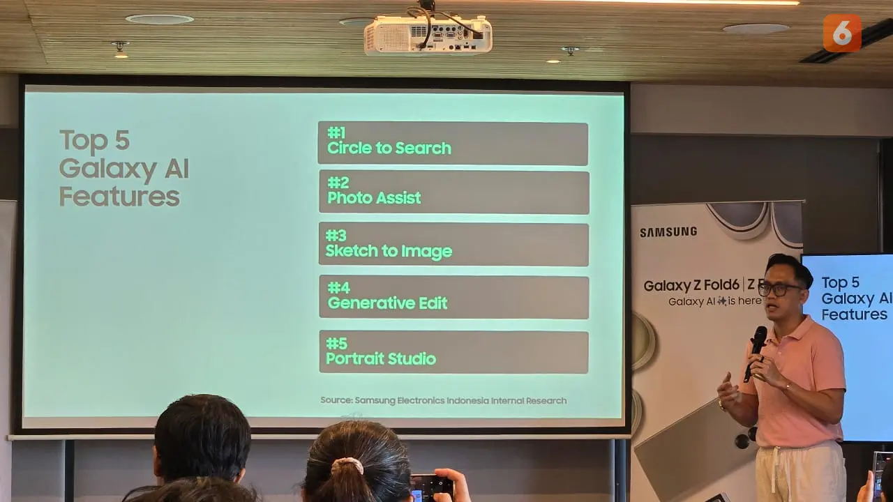 MX Product Marketing Senior Manager Samsung Electronics Indonesia Ilham Indrawan