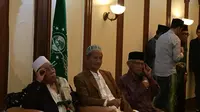 Ketua PBNU Said Aqil Siroj menerima kunjungan dari para kiai se-Indonesia. (Liputan6.com/Lizsa Egeham)