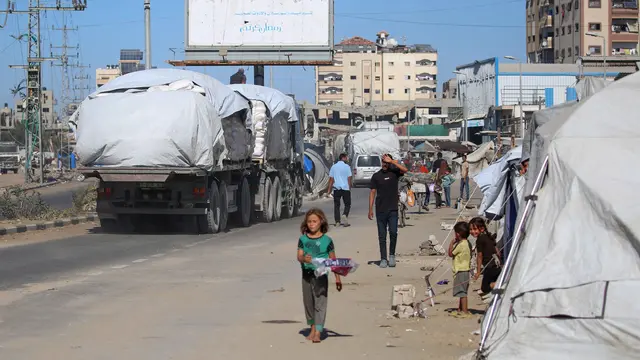 Truk Pembawa Bantuan Kemanusiaan Mulai Masuk ke Gaza