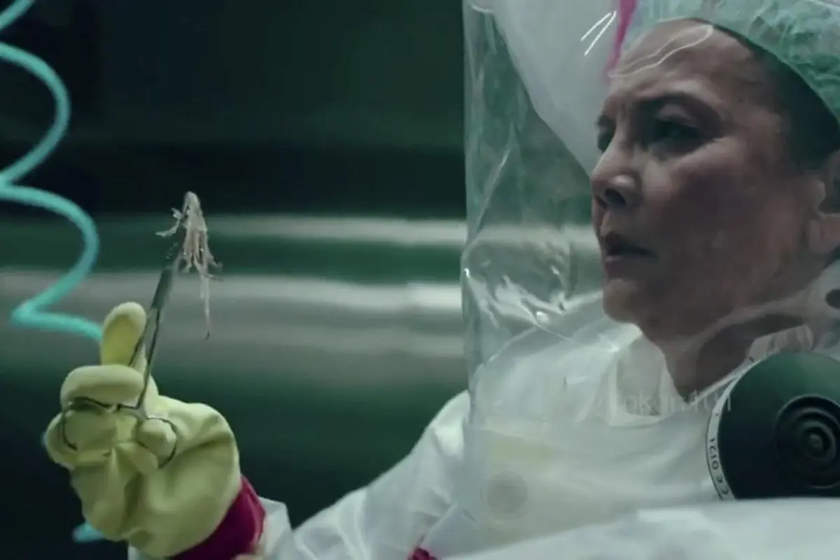 Christine Hakim dalam TV Spot The Last of Us (HBO)