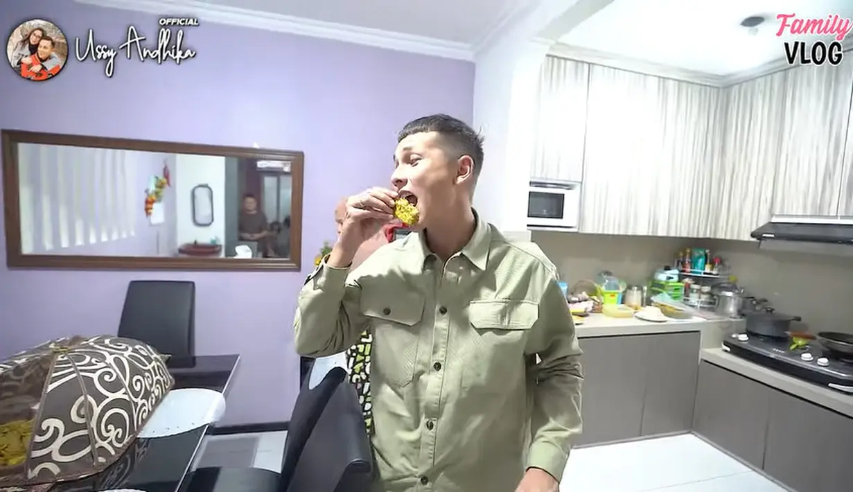 Ussy Sulistiawaty dan Andhika Pratama (Youtube/Ussy Andhika Official)