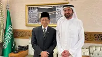 Menteri Agama (Menag) RI Nasaruddin Umar bertemu dengan Menteri Haji dan Umrah (Menhaj) Arab Saudi Tawfiq F Al Rabiah. (Dok. Istimewa)