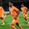 Pemain Manchester United, Amad Diallo tampil gemilang saat Pantai Gading, sang juara bertahan, melenggang mulus ke perempat final Piala Afrika 2025 usai menaklukkan Burkina Faso dengan skor 3-0 hari Rabu (07/01/2026) dini hari WIB. (AP Photo/Themba Hadebe)