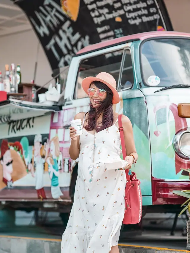 [Bintang] Sedang Hamil 5 Bulan, Ini 8 Foto Cantik Sharena Gunawan