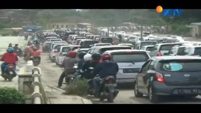 Libur Lebaran, Kawasan Wisata Anyer Macet Parah