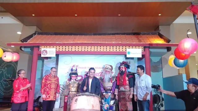 Rayakan Imlek Bersama Peranakan Tionghoa di Pasar Taoen Baroe
