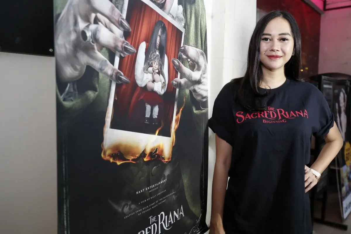 [Bintang] Aura Kasih