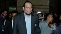 Ketua Umum PSSI La Nyalla Mataliti menyambangi kantor Kementerian Pemuda dan Olahraga (Kemenpora), Senin (20/4/2014). Kedatangan La Nyalla ingin bertemu dengan Menpora Imam Nahrawi. (Liputan6.com/Johan Tallo)