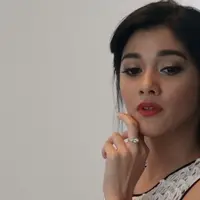 Kekasih pernah cemburu saat melihat Naysila Mirdad beradegan mesra dengan pria lain.